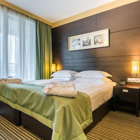 Western Olives - Free Pool & Parking Sofia