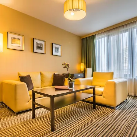 Western Olives - Free Pool & Parking 4*