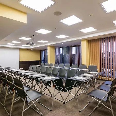 Western Olives - Free Pool & Parking Szálloda Szófia