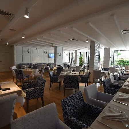 Western Olives - Free Pool & Parking 4*