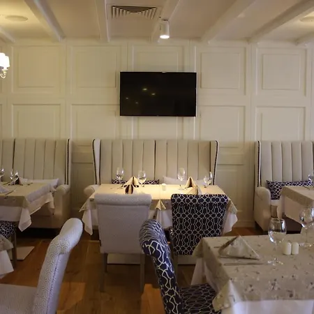 Western Olives - Free Pool & Parking 4*
