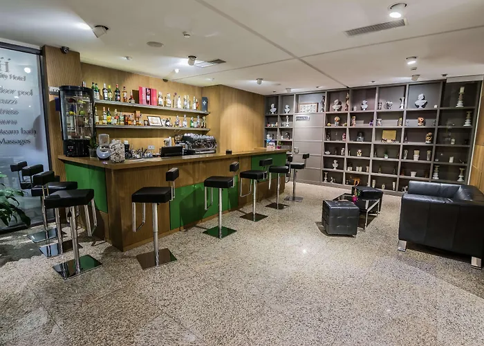 Western Olives - Free Pool & Parking 4* Sofia