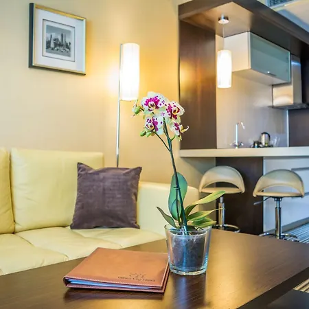 Western Olives - Free Pool & Parking 4* София