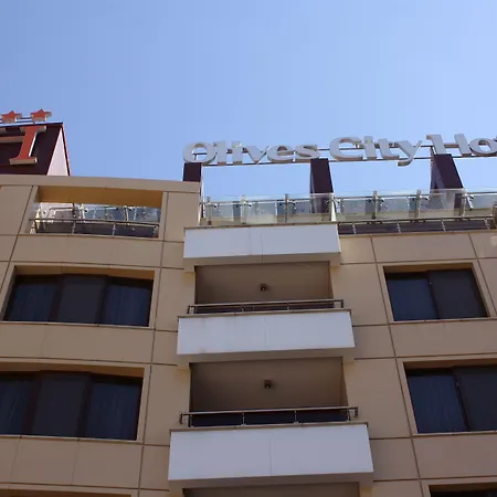 Western Olives - Free Pool & Parking Hotel 4*