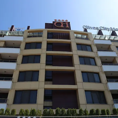 Western Olives - Free Pool & Parking Hotel 4*