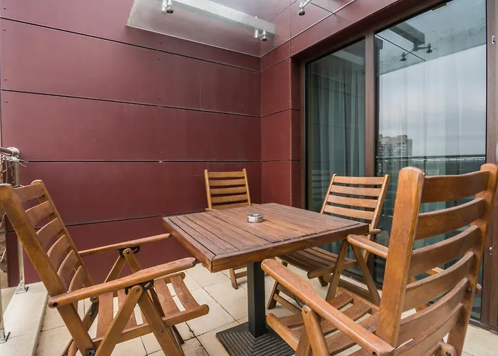 Western Olives - Free Pool & Parking Hotel Sofía