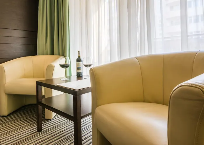 Western Olives - Free Pool & Parking 4*