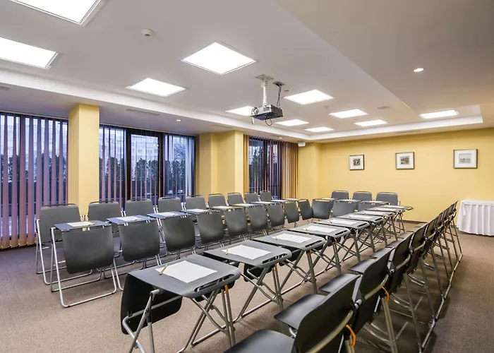 Western Olives - Free Pool & Parking Sofía