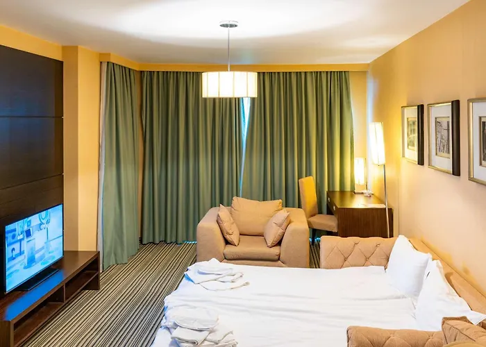 Western Olives - Free Pool & Parking 4* Sofía