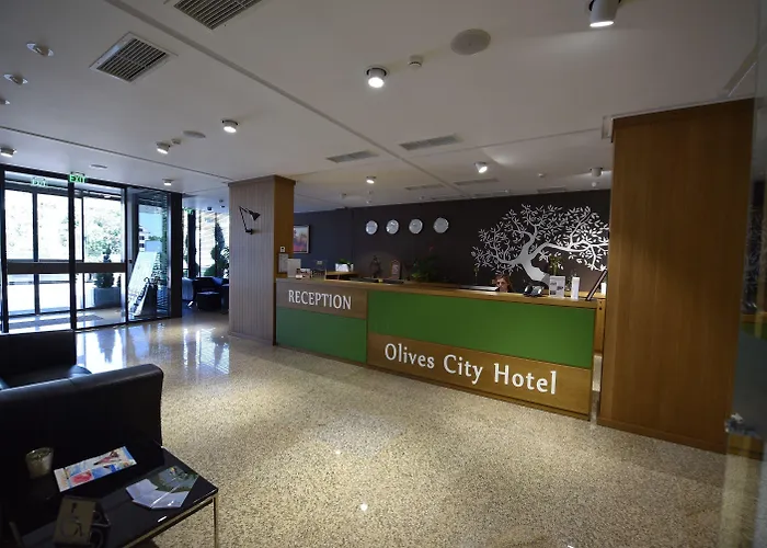 Western Olives - Free Pool & Parking Sofía