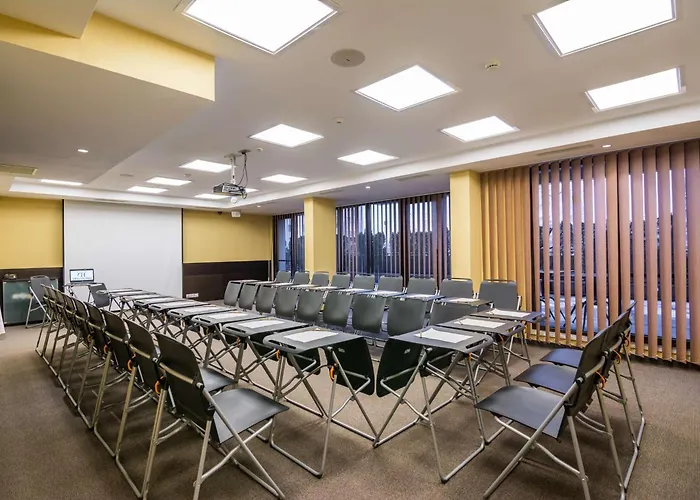 Western Olives - Free Pool & Parking Szálloda Szófia